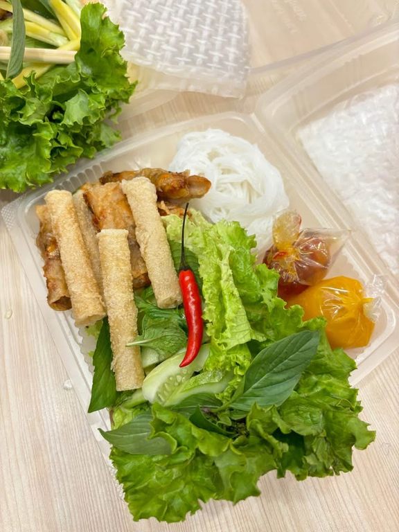 B&B Food - Cá Viên Chiên Top, Nem Nướng Cơm Gà & Ăn Cơm Với Khô