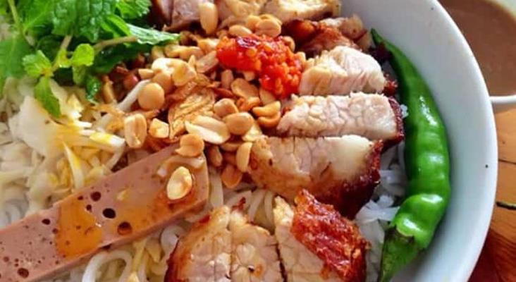 Bành Thị Bé - Ăn Vặt - Bùi Xương Tự