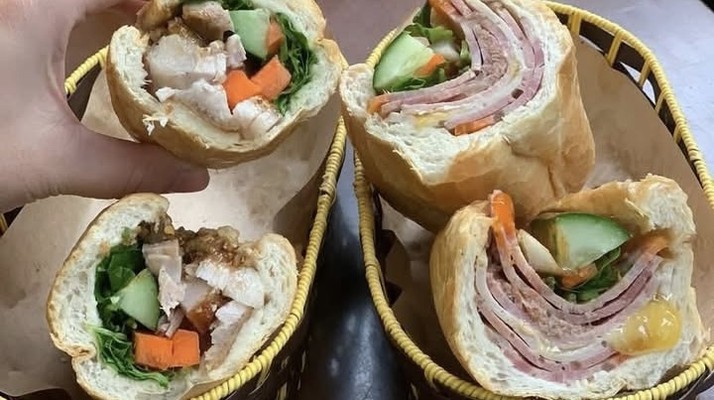Tiệm Bánh Mì - Bánh Mì Sài Gòn - 4 Âu Cơ