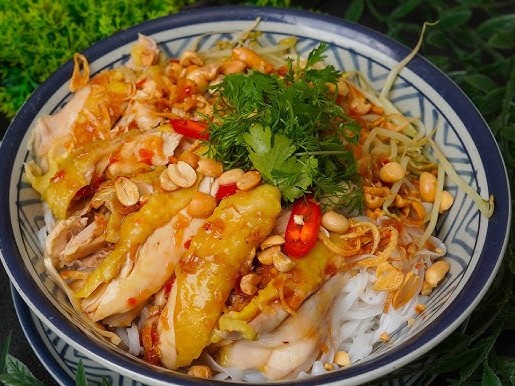 Phở Gà - N2D Hoàng Minh Giám