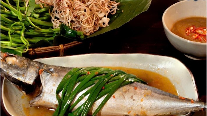Bếp Bé Anh - Cá Nục Cuốn Bánh Tráng & Bánh Tráng Thịt Heo