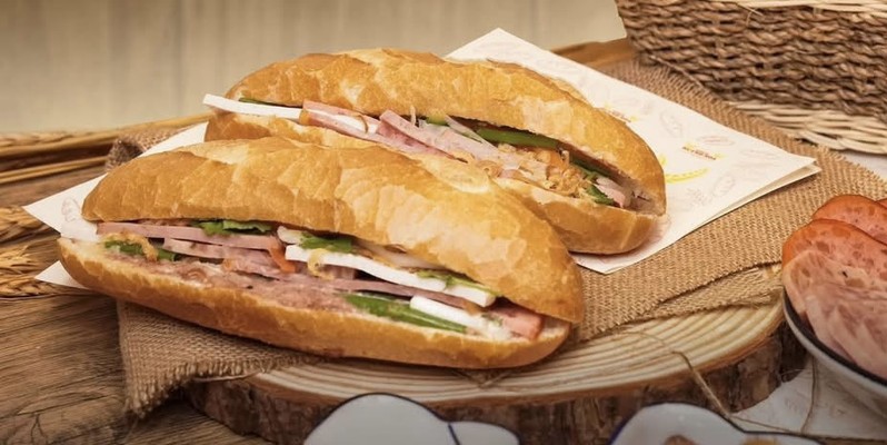 Thế Giới Ăn Vặt Bắc Ninh - Xôi, Bánh Mì Quảng Nam & Tokbokki - Nguyễn Phúc Xuyên