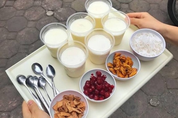 SỮA CHUA TRÂN CHÂU HAPPY