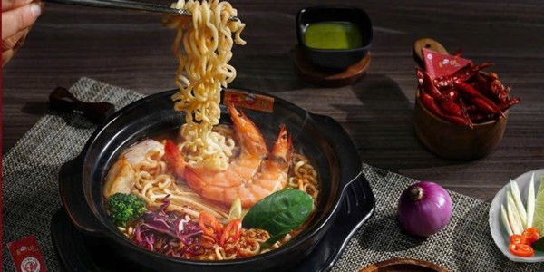 Shin - Mì Cay & Gà Rán Sốt Hàn - Lương Định Của