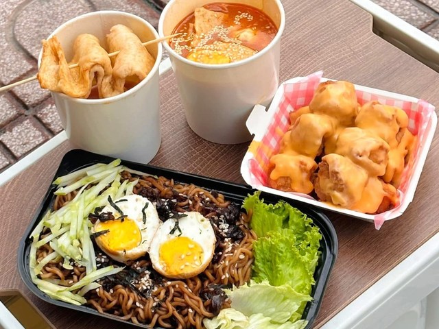 Onăn Ăn No - Tôn Đức Thắng