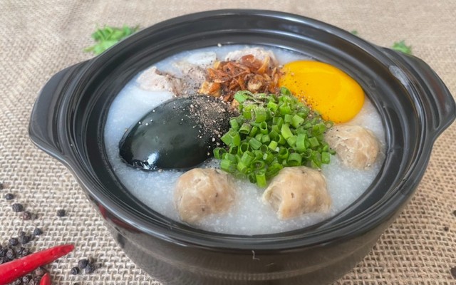 BÉ SU - MÌ TRỘN & CHÁO