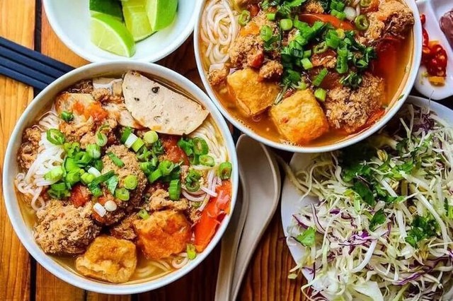 Bún Riêu & Canh Bún Cô Hai - Hoà Bình