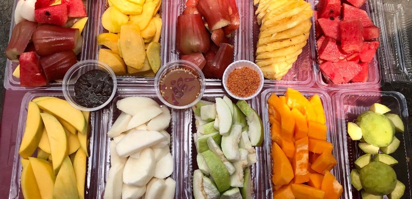 Bánh Tráng Và Trái Cây Cắt Sẵn - Bếp Nhà Quỳnh - Nguyễn Phúc Nguyên