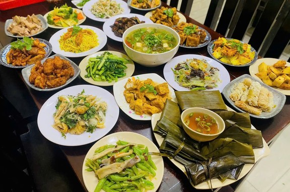 ẨM THỰC CHAY NGUYÊN VŨ - 995 Âu Cơ