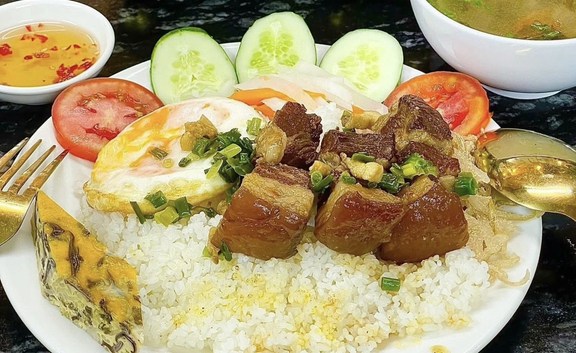 Cơm Tấm Bến Thành - 29 Ngô Gia Tự