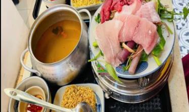 Miền Tây Quán - Menas Mall