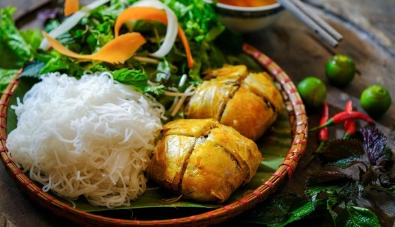 Cà Phê Cốt Dừa, Dừa Dầm & Trà Cúc - Siêu Ngon Cô Hoa - Lán Bè