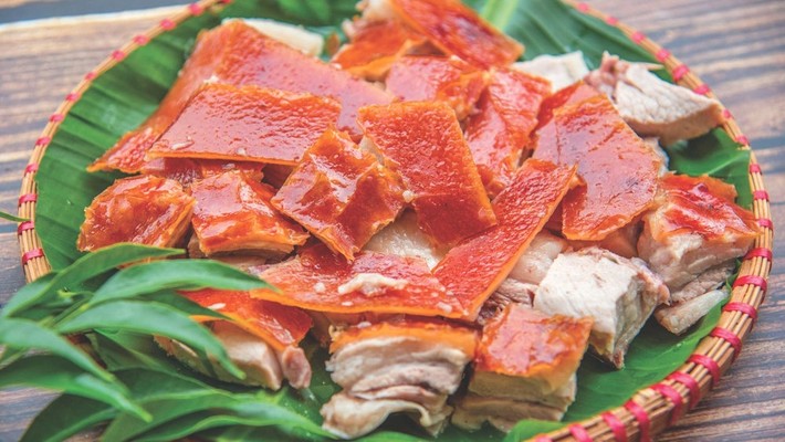 Lợn Quay A Lý - 275 Đội Cấn