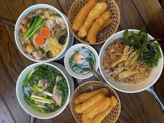 Bún Bò Huế - Phở Bò MÂY