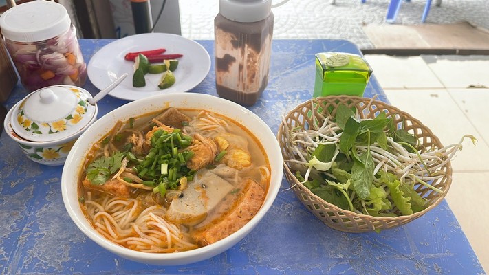 Quán Em - Bánh Bèo, Nậm & Bánh Ít Ram - Tô Hiệu