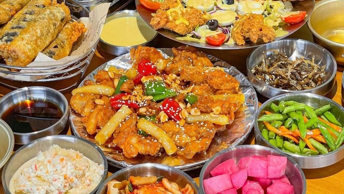 Chicken Talk - 122 Tôn Đức Thắng