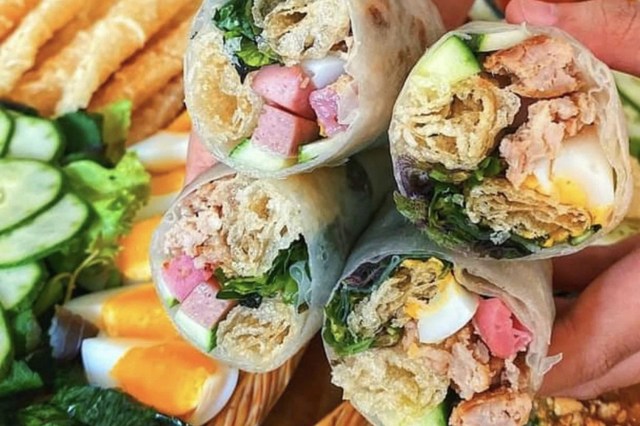 Bánh Cuốn Tây Sơn & Tré Trộn - Nhỏ Foods