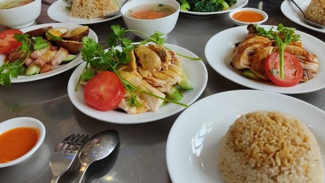 Yummy - Cơm Gà Hải Nam - Cộng Hòa