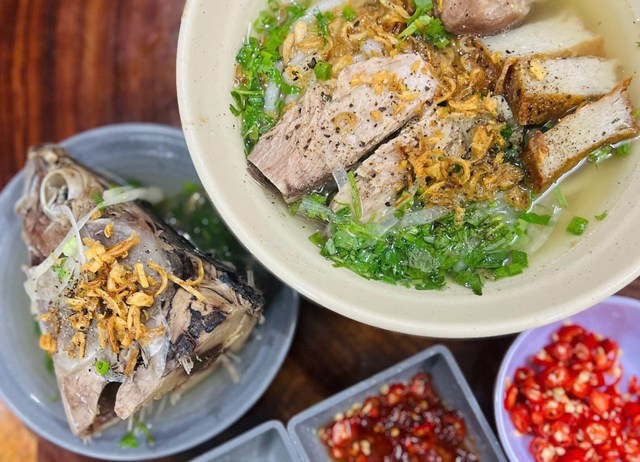 Bánh Canh Nàng Ninh - KDC Him Lam