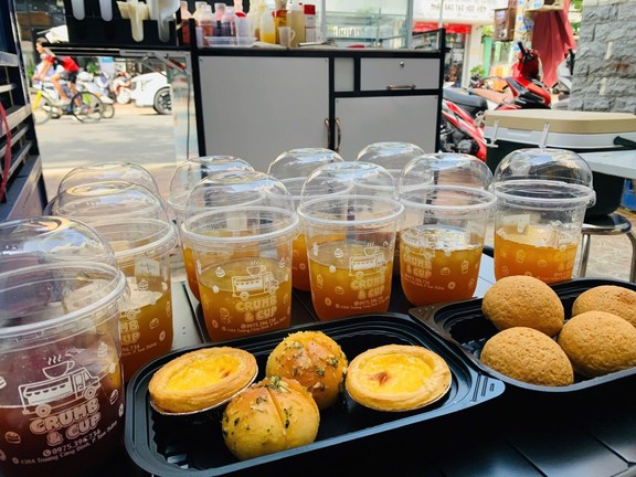 Crumb & Cup - Trương Công Định