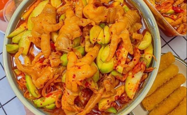 Tiệm Chân Gà Sốt Thái - Cà Phê, Sữa Hạt & Nước Ép - Trần Phú