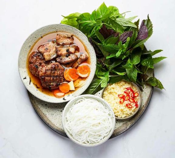 Bún Chả Nướng & Chả Quạt - Man Thiện
