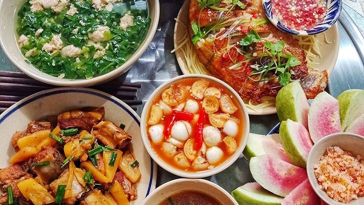 Bếp Nhà Mình - Sinh Tố, Nước Ép & Cơm Trưa Văn Phòng