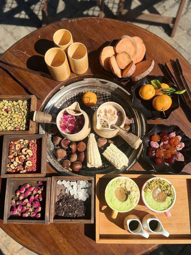 HAN CAO HUA ZHEN - Trà Dưỡng Sinh, Trà Sữa Nướng & Cà Phê
