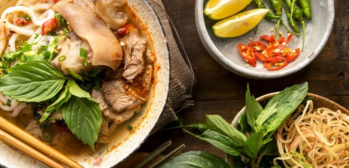 Bún Bò Huế - Bún Riêu Tam Biên