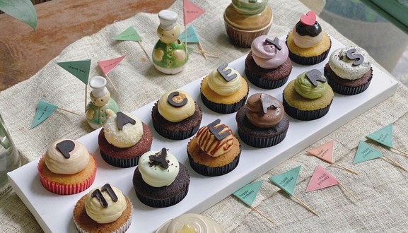 Pacey Cupcakes - Trần Khánh Dư