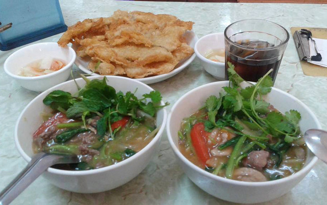 Phở Chiên Giòn 206 - Khâm Thiên