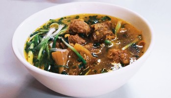 Phở lạ