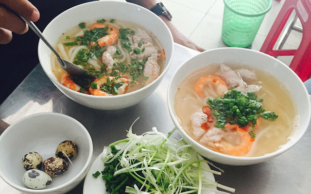 Bánh Canh Bà Đợi - Bún Mắm, Súp Cua & Gỏi Cuốn