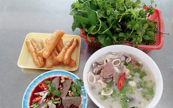 Hải Phòng - Cháo Lòng Tiết Canh