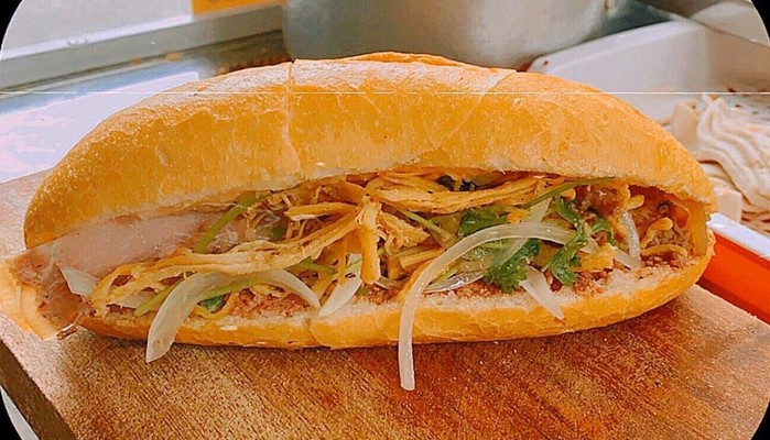 Bánh Mì Ba Lẹ Hồng - Lê Thành Phương