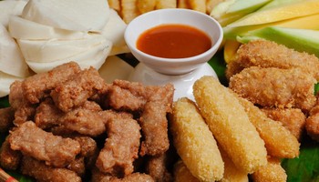 Cuối tuần linh đình với CƠM - BÚN - BÁNH