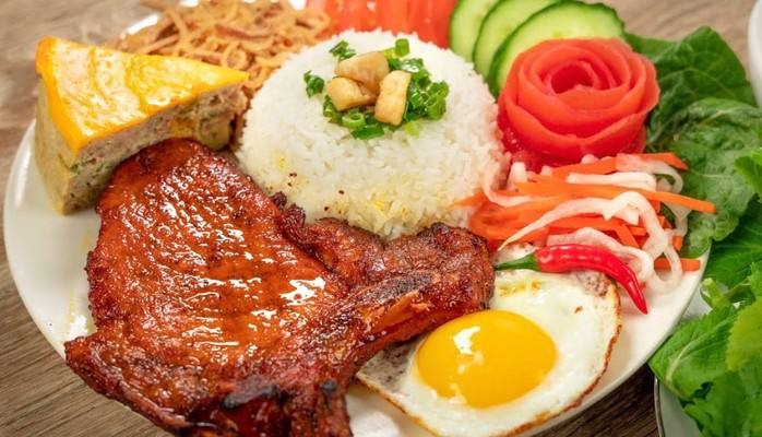 Cơm Nhà Võ - Cơm Nhà Chuẩn Vị - Đường ĐT743B