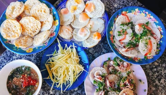 Quán Cô Ba - Bánh Căn, Bánh Xèo Phan Rang