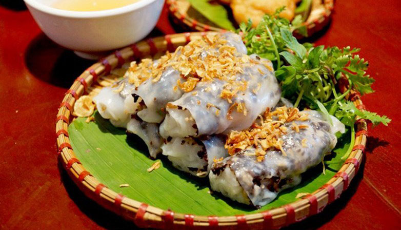 Bánh Cuốn & Gà Tần - Đội Cấn