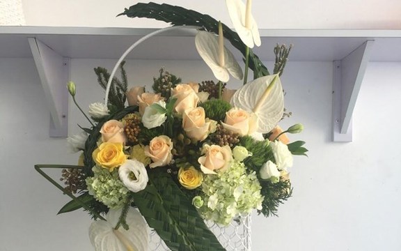 Viet Flowers & Gifts