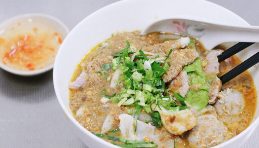 Hu tieu sa te nguoi hoa