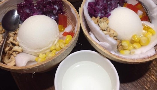 ăn vặt q1