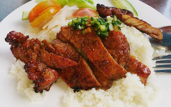 Cơm Tấm Oanh - Bình Thới