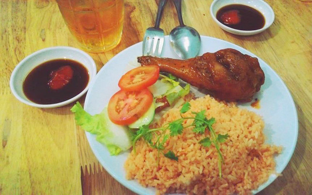 Hai Lang Quán - Cơm Gà