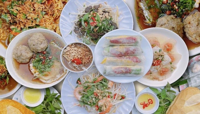 Phá Lấu Bé Boy - Thế Giới Ăn Vặt