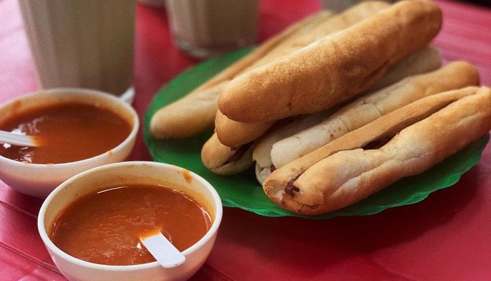 Bánh Mì Cay & Chè Thái - Hai Bà Trưng