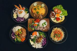 Bánh Khoái Cá Kình - Quang