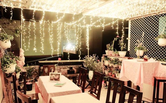 Tiệm Cafe