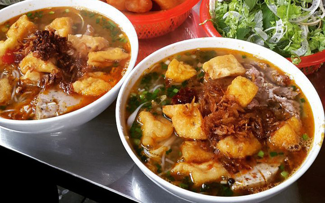 Quang Nhất - Bún Riêu Cua, Bún Ốc, Bún Bò -  216 Đội Cấn
