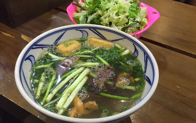 Chị Quẩy - Bún & Bánh Đa Tôm Bề Bề